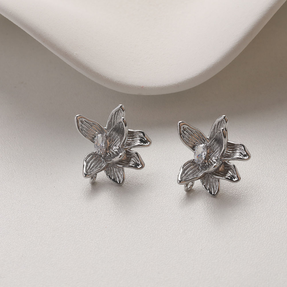 4PCS Dainty Flower Ear Studs E - Flower Supplies recensie en prijs